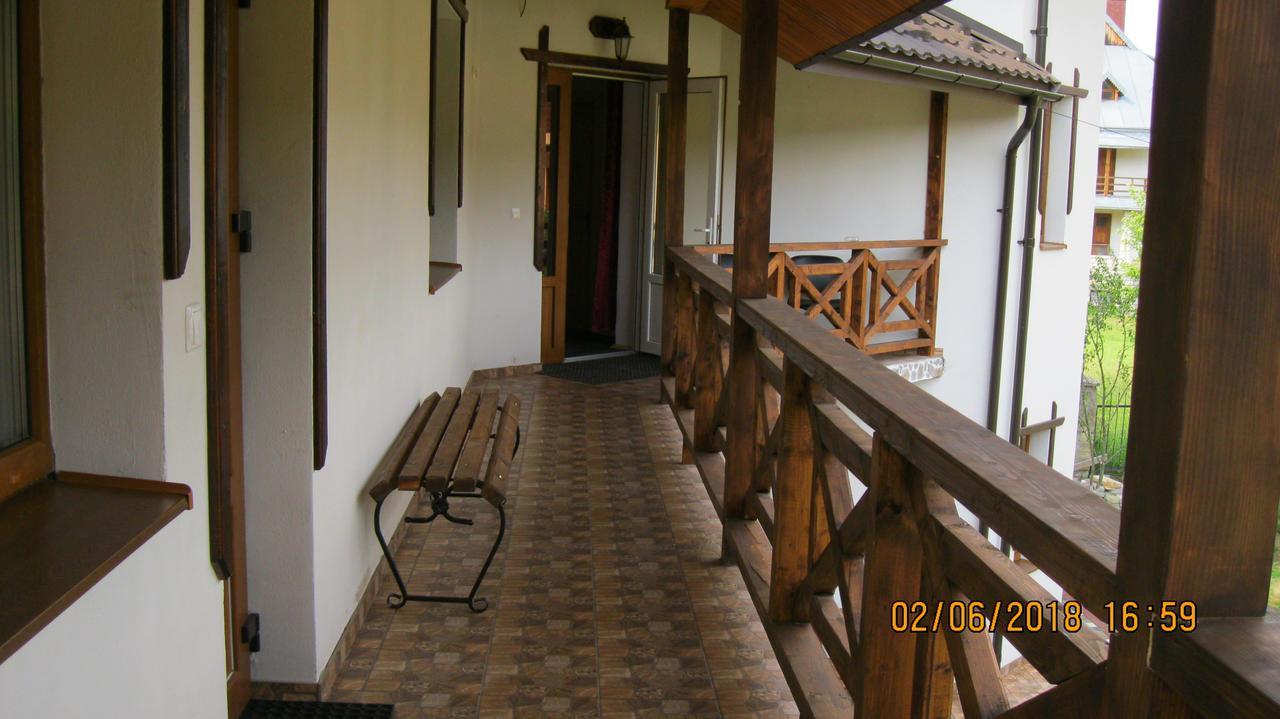 Hollywood Guest house *
